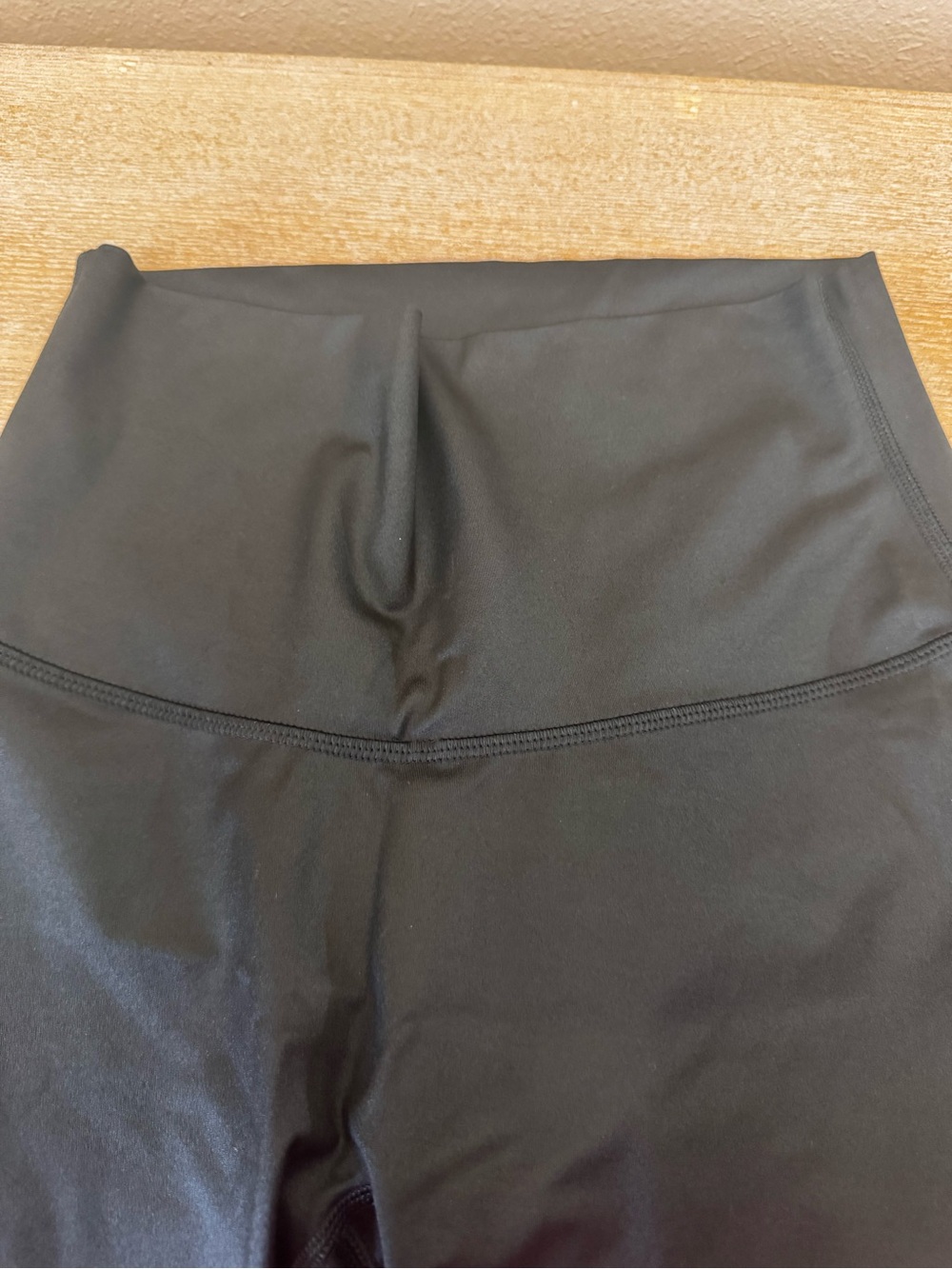 Aerie Women’s Black Gloss Leggings